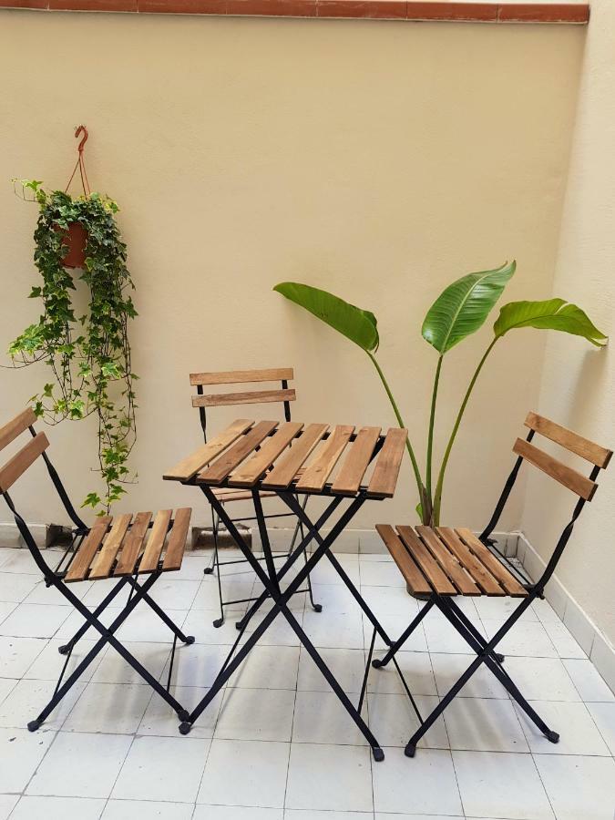 Piazza Martiri Apartment Cagliari Exterior photo